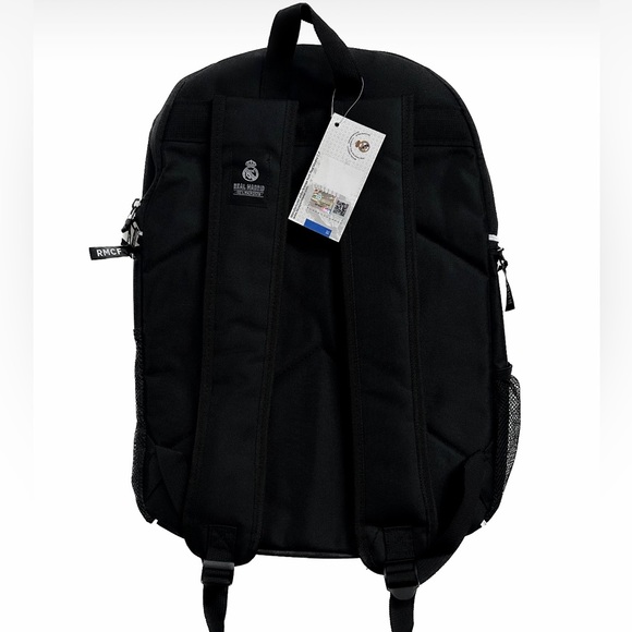 REAL MADRID Multi-Use Backpack! BRAND NEW! NWT 5 Zipper Compartments Sports Bag! - Picture 4 of 5